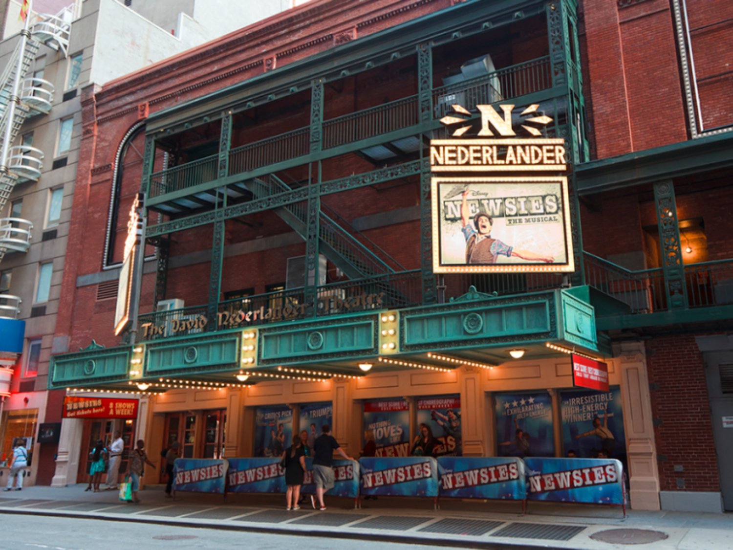 Nederlander Theatre