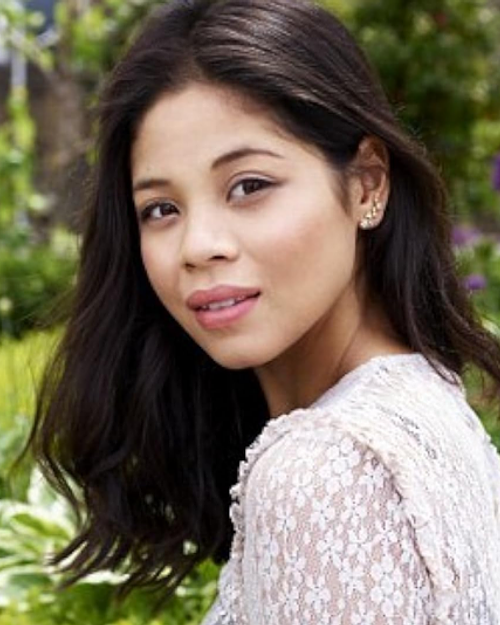 Eva Noblezada